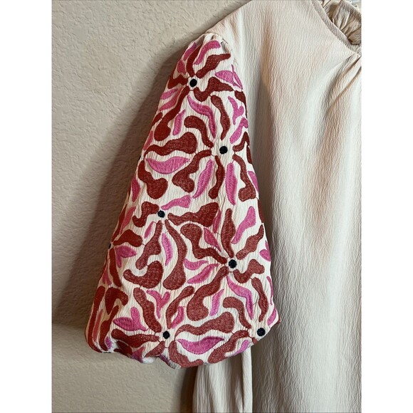 Entro Top Embroidered Puff Sleeves Size J-Was vibes NWT Beautiful Elegant - Picture 7 of 13